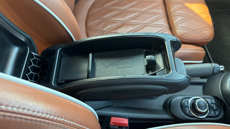 MINI Hatchback 1.5 Cooper Exclusive 5dr Petrol Hatchback